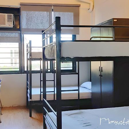 Monchere Dormitory Manila Exterior photo